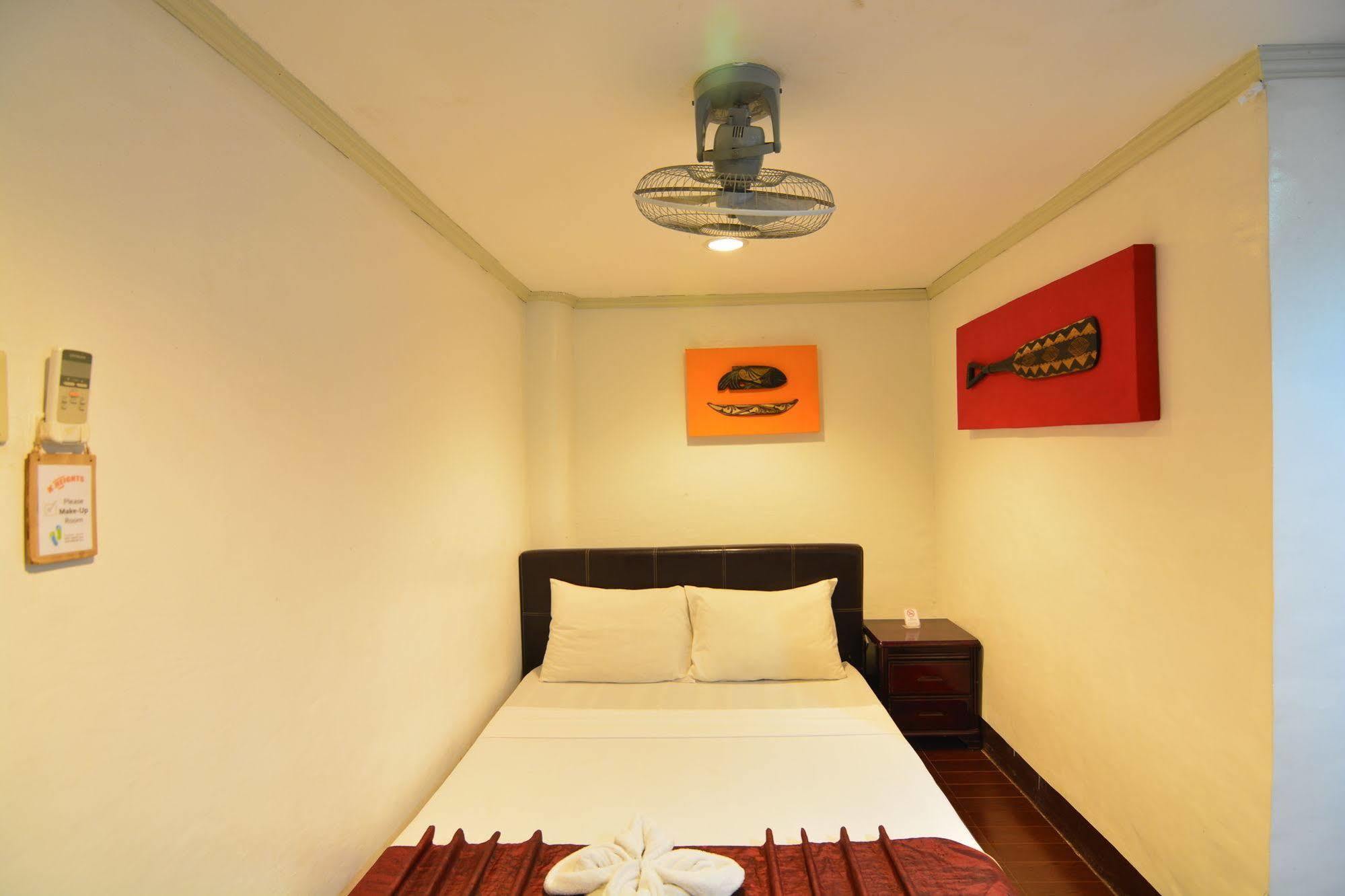 Kawayanan Heights Inn Корон Екстер'єр фото
