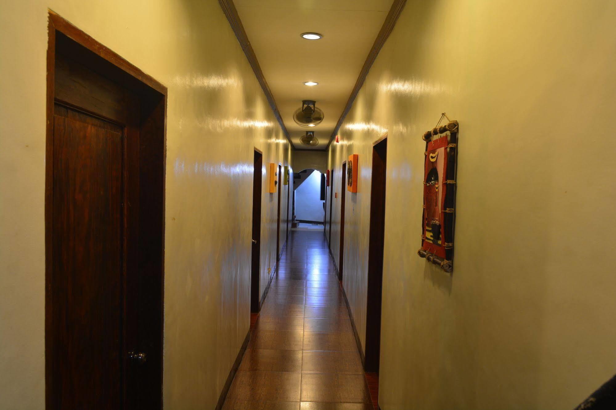 Kawayanan Heights Inn Корон Екстер'єр фото